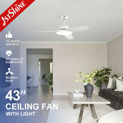 Moderne ontwerp 3 bladen LED plafondventilator met afstandsbediening en 110-240V ingangsspanning