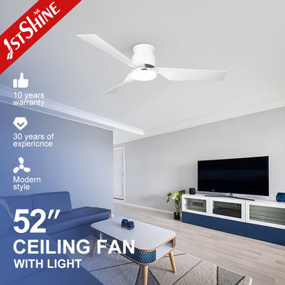 Moderne 5 Speed Choice LED plafondventilator met laag profielontwerp en witte plastic lemmen