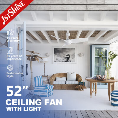 Goede prijs Duurzame plafondventilator van kunststof met een lichte constructie en een krachtige motor die effectief koelt in openbare ruimtes online