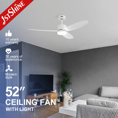 52 inch dimmable LED plafondventilator met DC-motor en 3-kleurige LED-licht voor moderne ruimtes