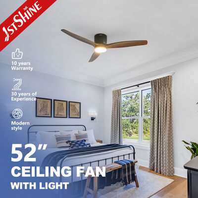 52-inch Plafondventilator met 3 Massief Houten Bladen en Geïntegreerd LED-licht voor Moderne Leefruimtes